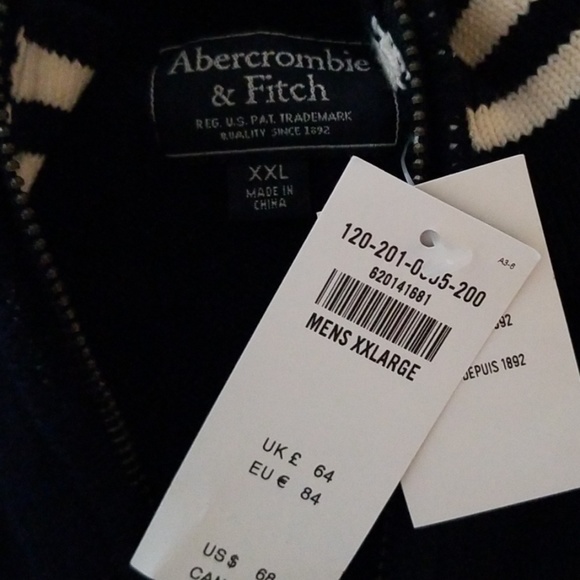 Sweater - Picture 3 of 3